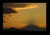 FOTO GANADORA DEL CONCURSO
Título: La sombra del Teide
Lugar: Playa de las Canteras (Gran Canaria)
Autor: Tino Armas
Votos: 168